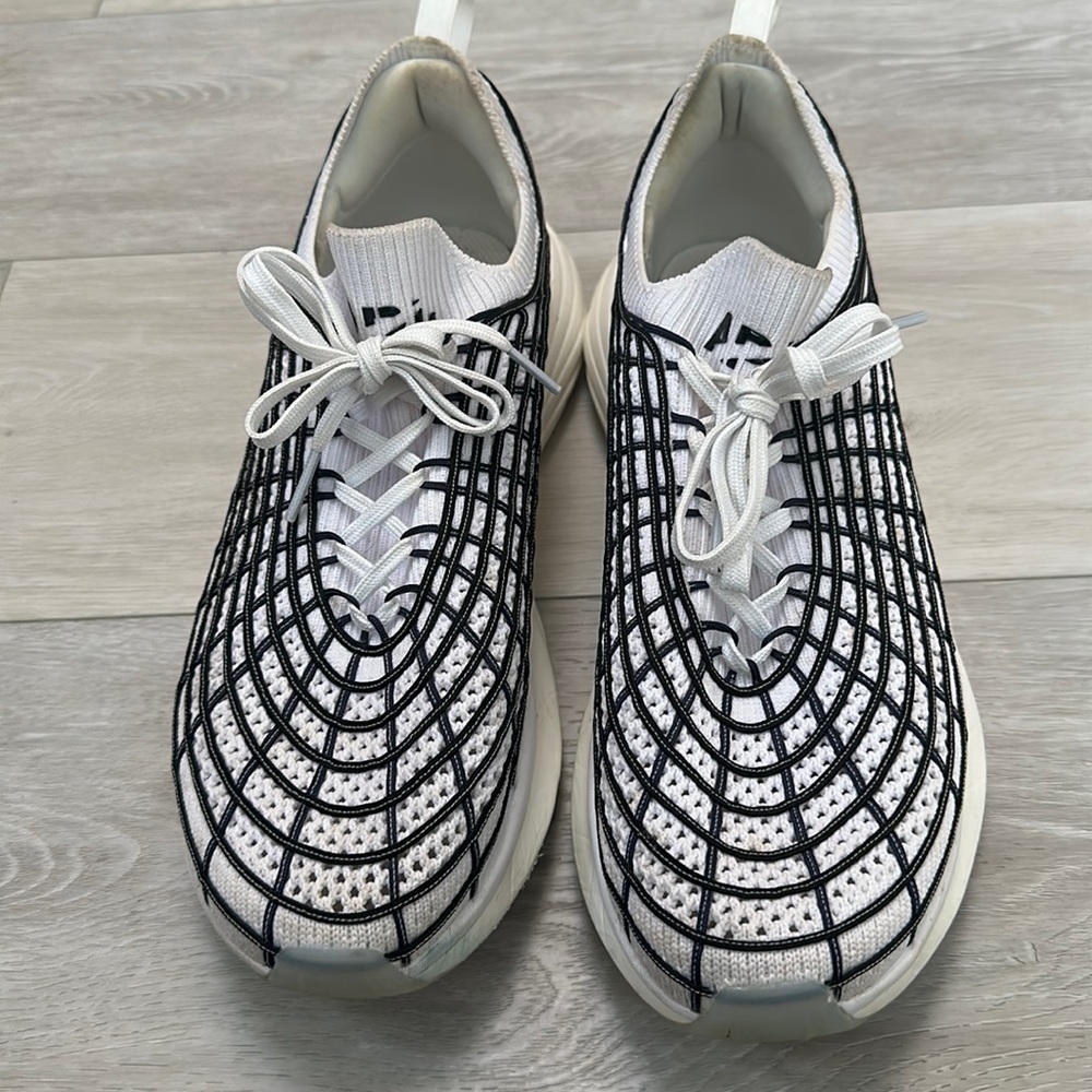 {APL} Zipline Sneaker